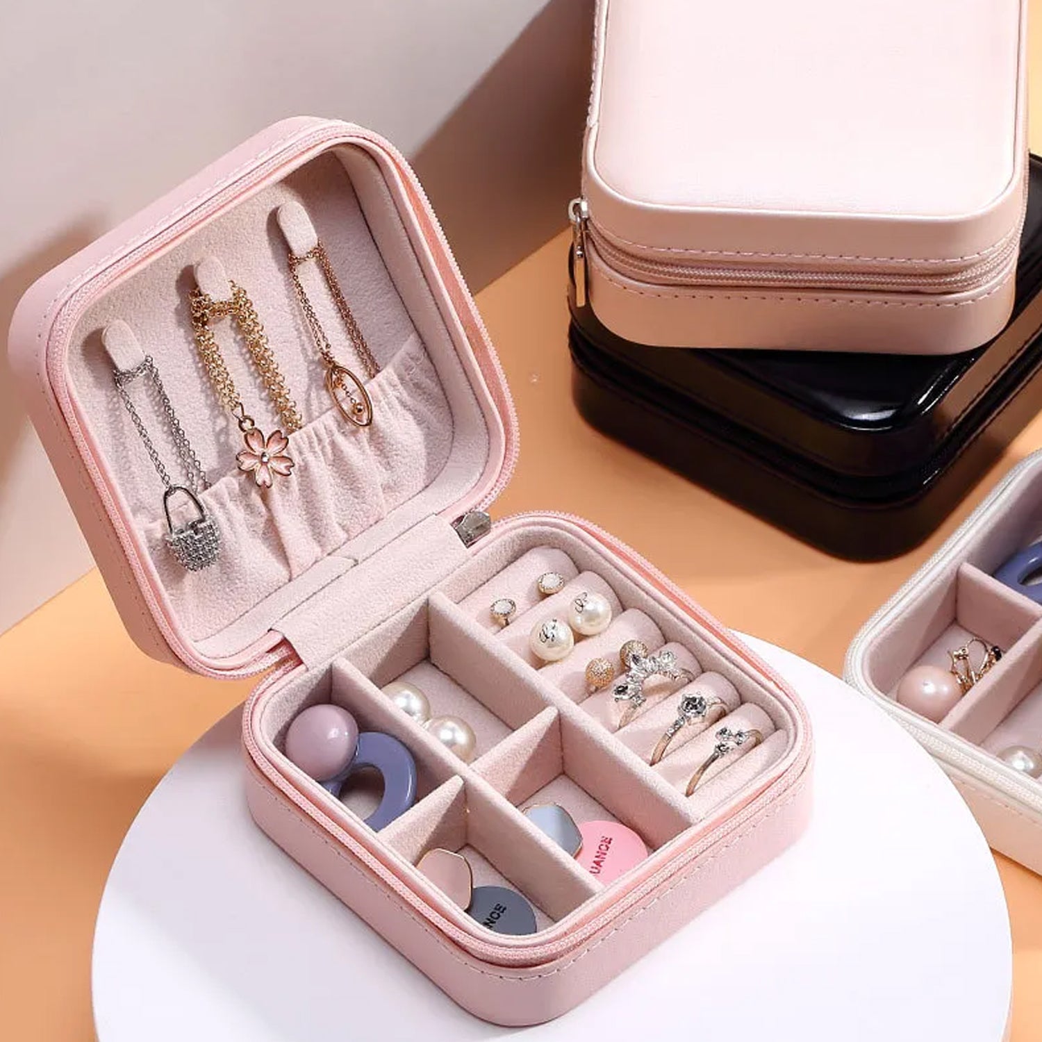 8782 Jewellery Box for Women, Mini Portable Jewelry Box Organiser,PU Leather Jewlerrying Display Holder, Small Travel Jewellery Box for Girls, Women, Mother, Daughte, Travel Ring, Pendant, Earring, Necklace Storage Case