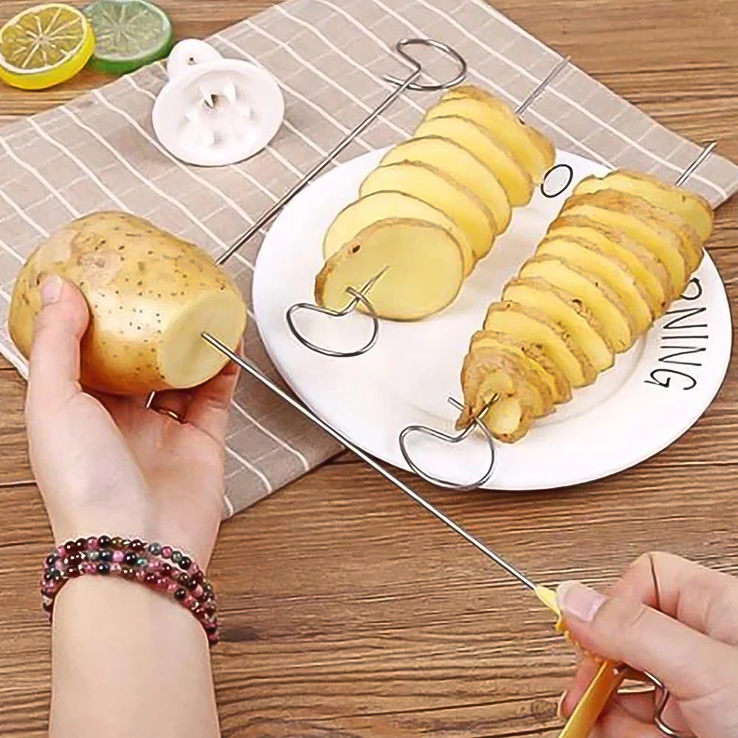 1 Set Potato Spiral Cutter, Potato Twister (4 Spits)