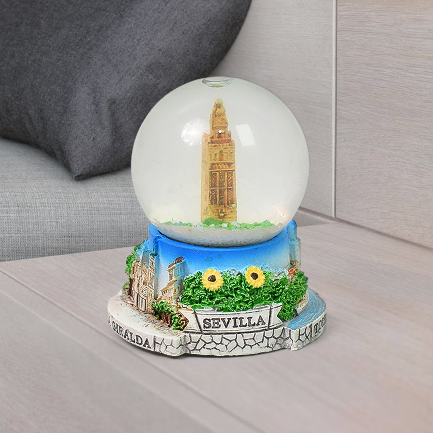 Snow globes Souvenirs Desk Table Office, Decoration (1 Pc)