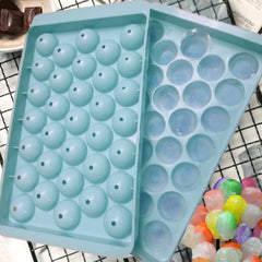 Plastic Round Reusable Ice Cube Ice Ball Mold / Lollipop Candy Maker 33 Moulds (16.5×10 Cm / 1 Pc)