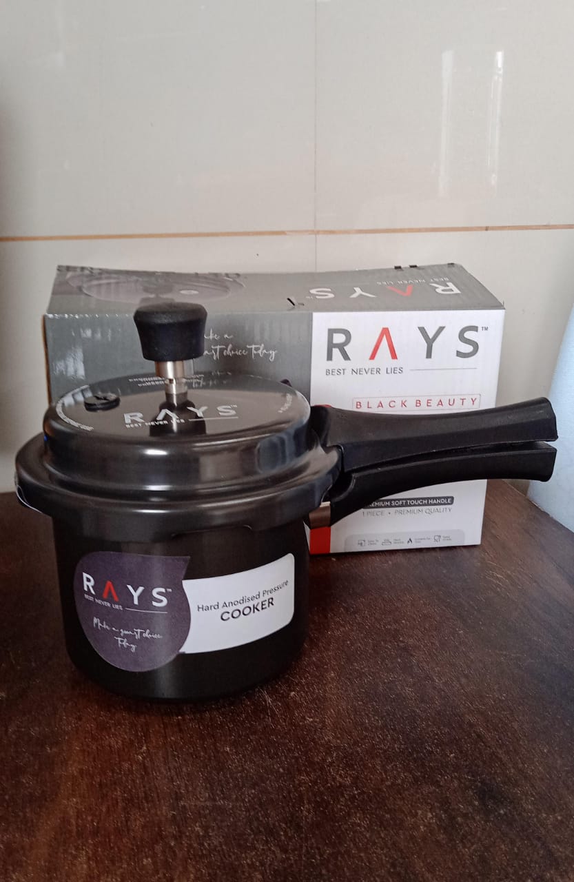 Aluminium Rays Black Beauty Pressure Cookers With Outer Lid (1.5 Litres)