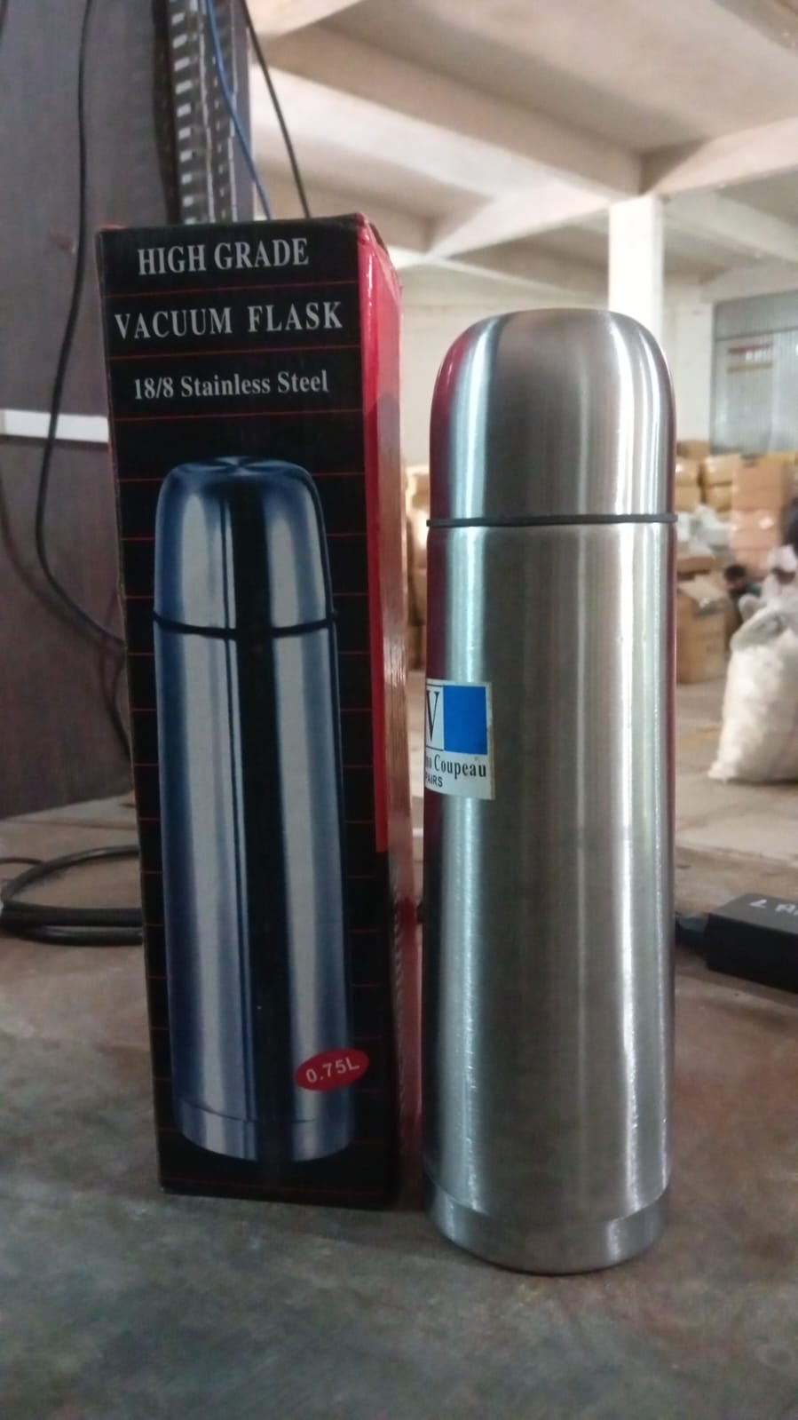 Vacuum Flask Without Cover, 18/8 Stainless Steel | Hot and Cold Water Bottle with Push-Down Lid | Double Walled Stainless Steel Bottle for Travel, Home, Office, School, Picnic (750 ML)